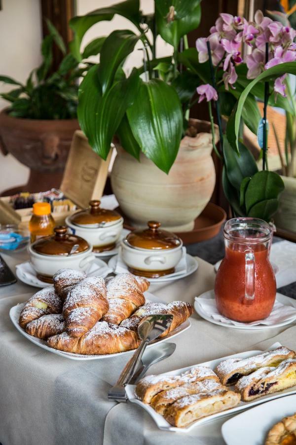 Hotel Villa Cristina 마리나디캄포 외부 사진